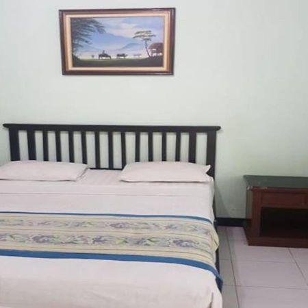 Hotel Mulia Lawean Bagian luar foto