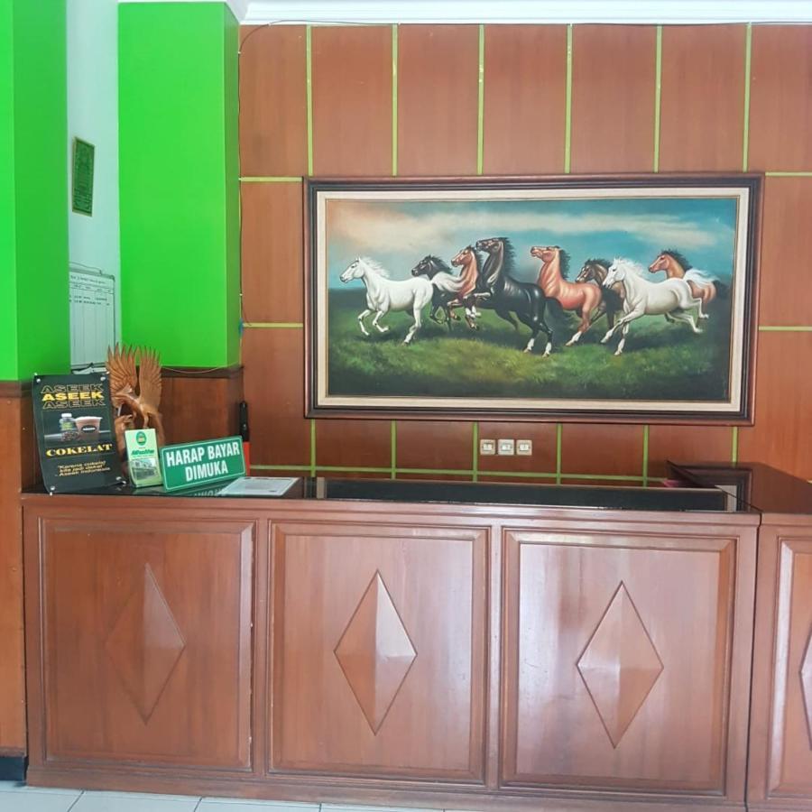 Hotel Mulia Lawean Bagian luar foto