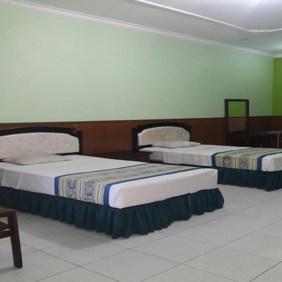 Hotel Mulia Lawean Bagian luar foto